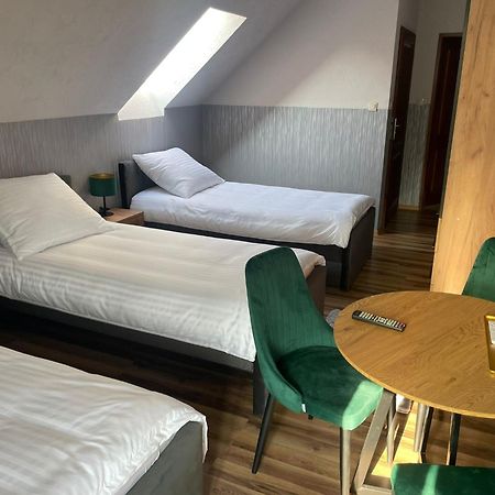 Kamienica Hotel Sulecin Exterior photo
